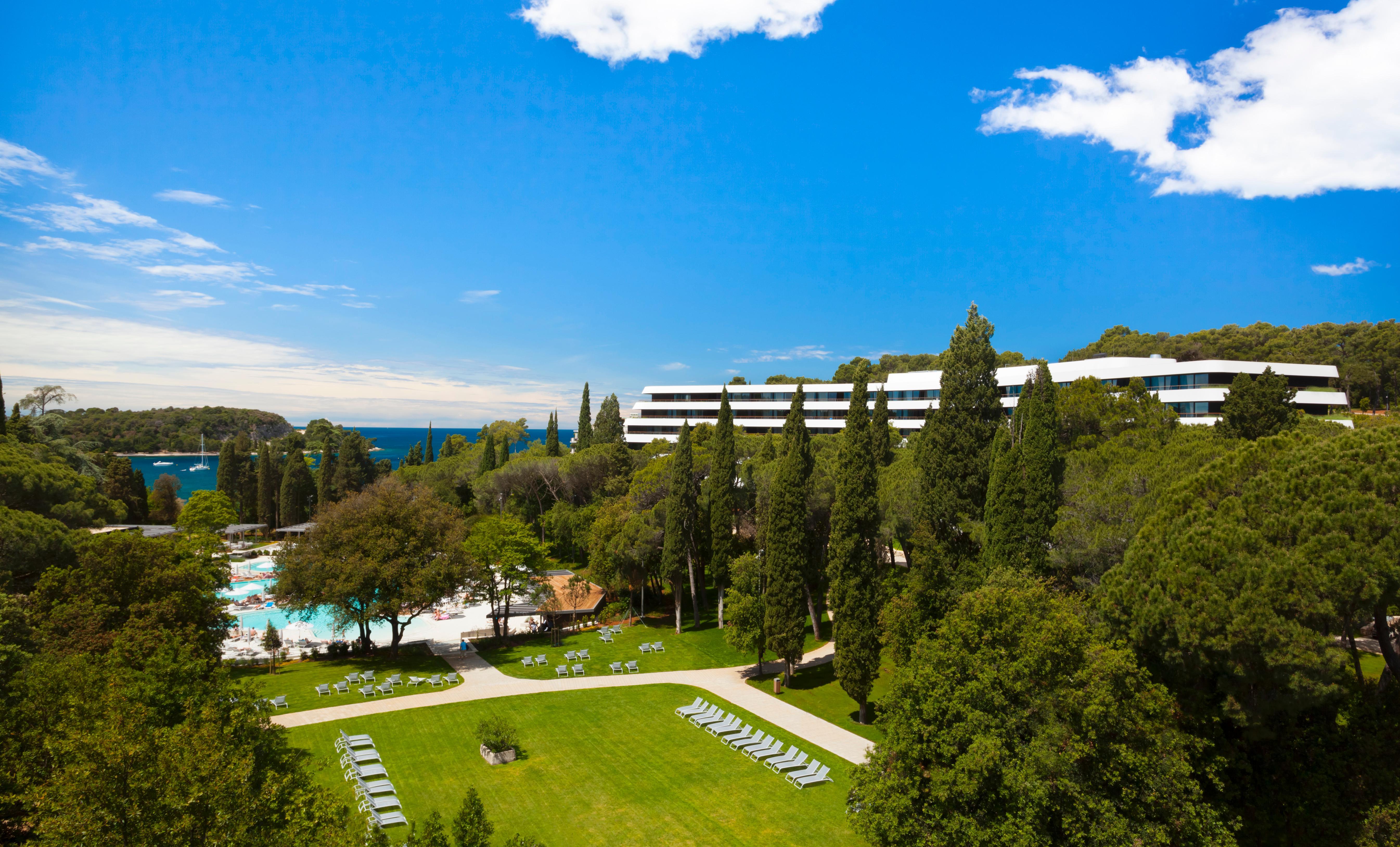 Hotel Eden 4*