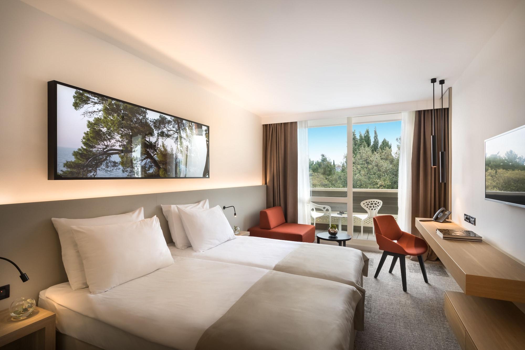 Eden Hotel