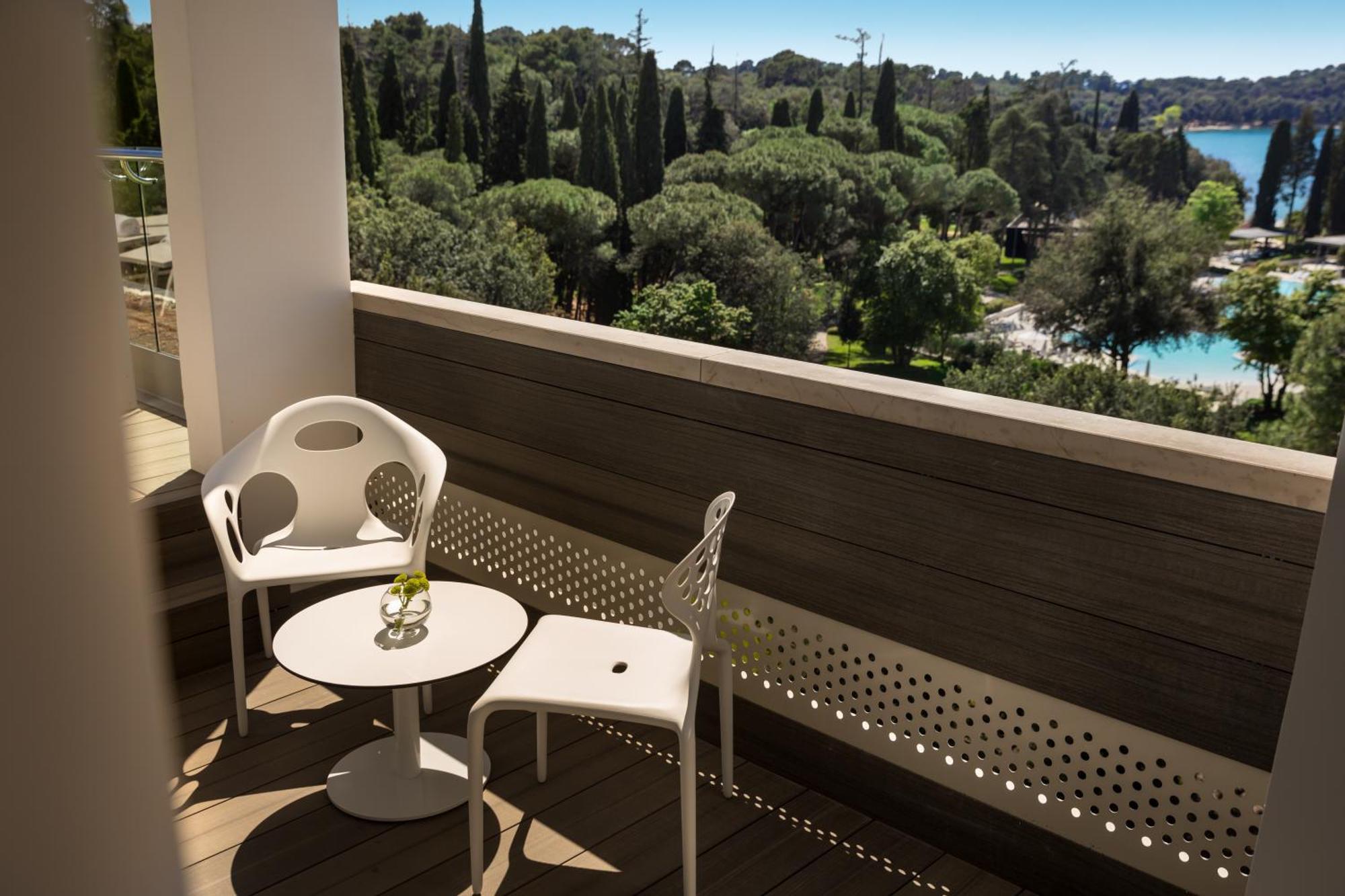 Hotel Eden 4*